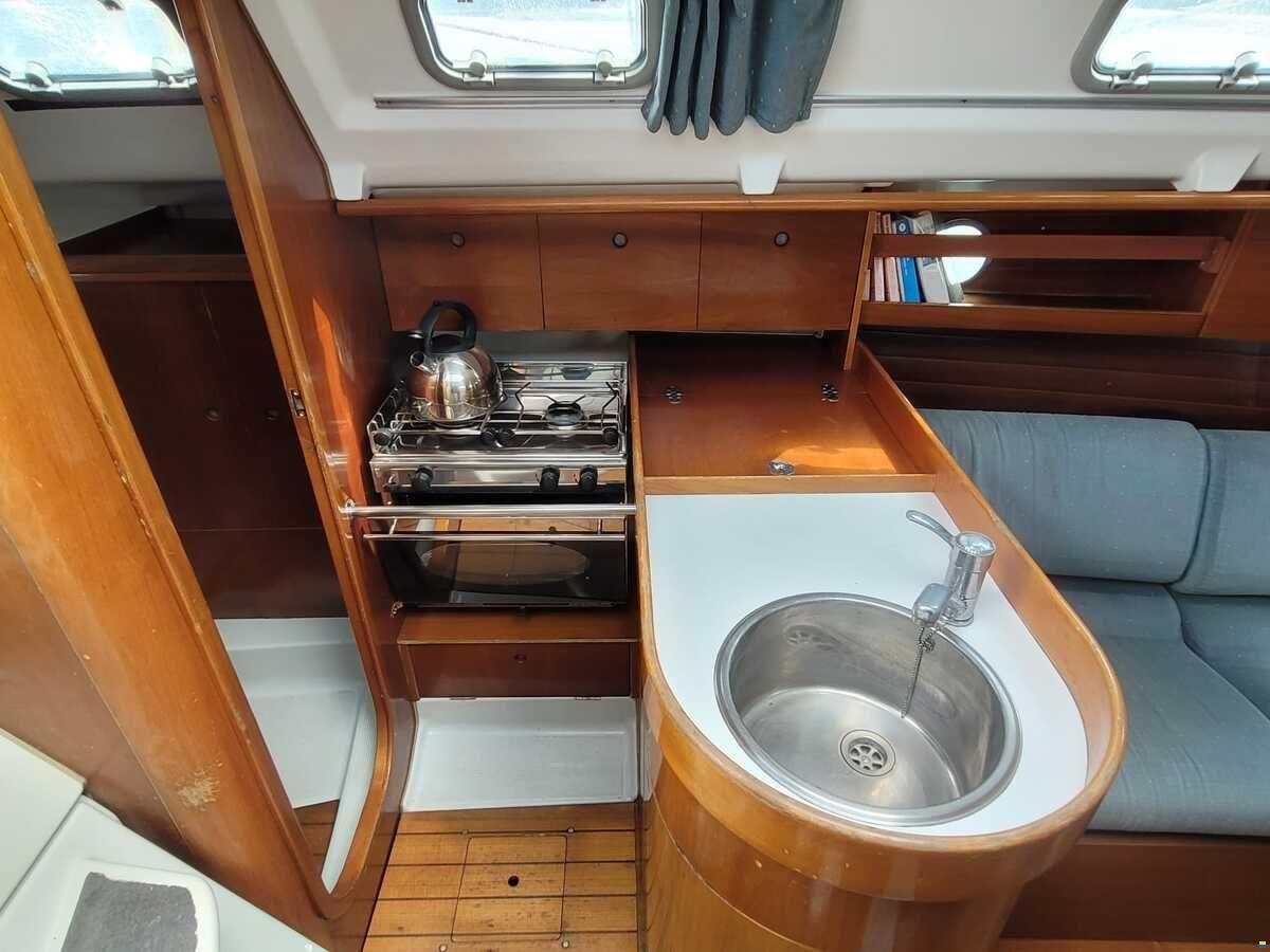 Beneteau First 310