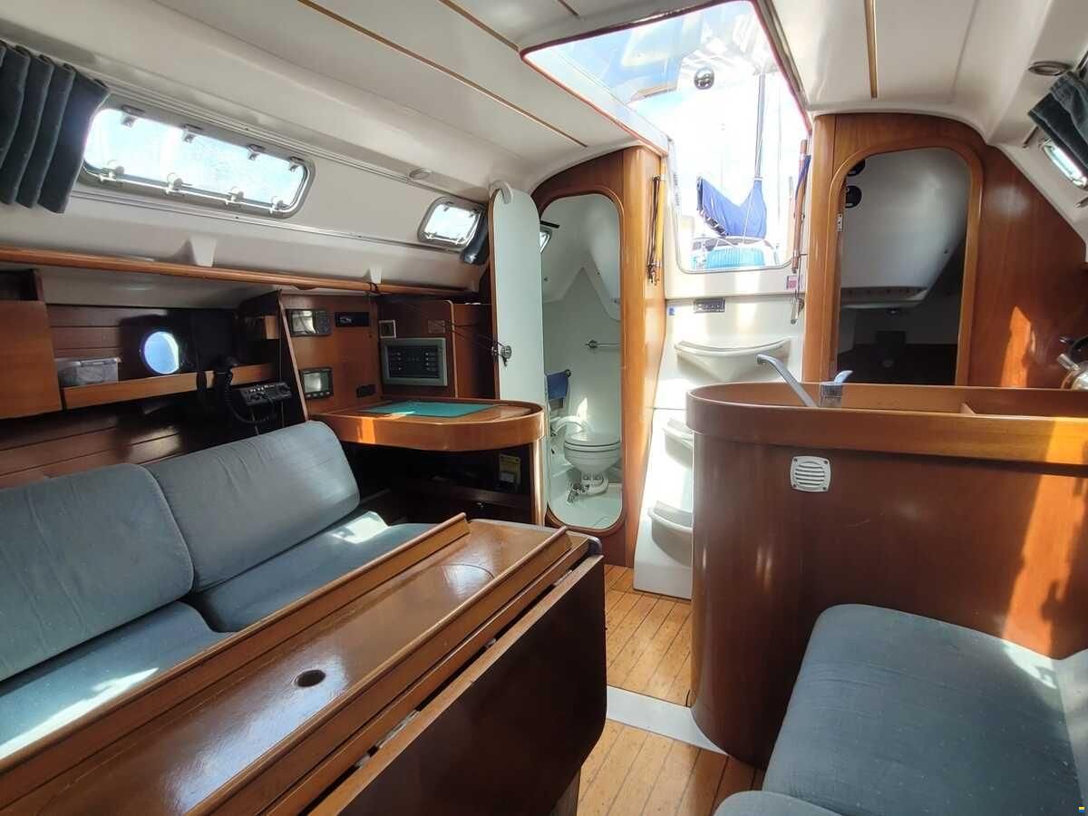 Beneteau First 310