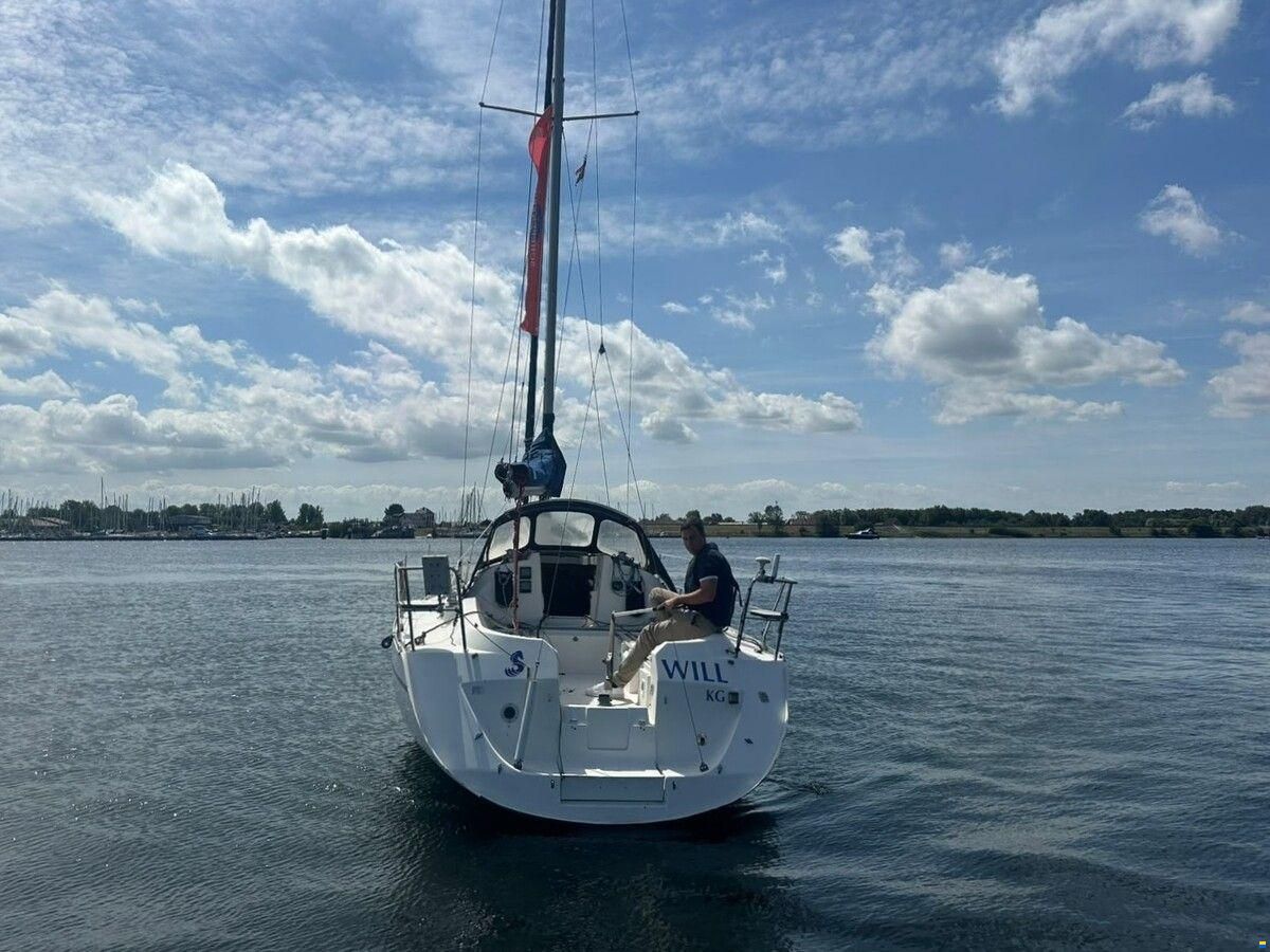Beneteau First 310