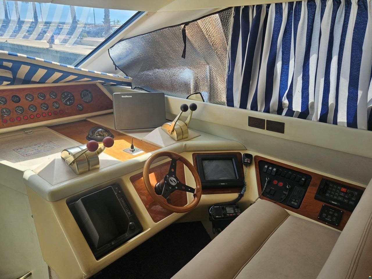 Sunseeker Caribbean 52