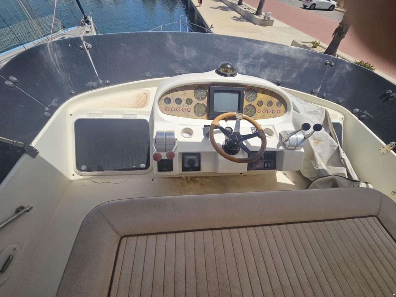 Sunseeker Caribbean 52
