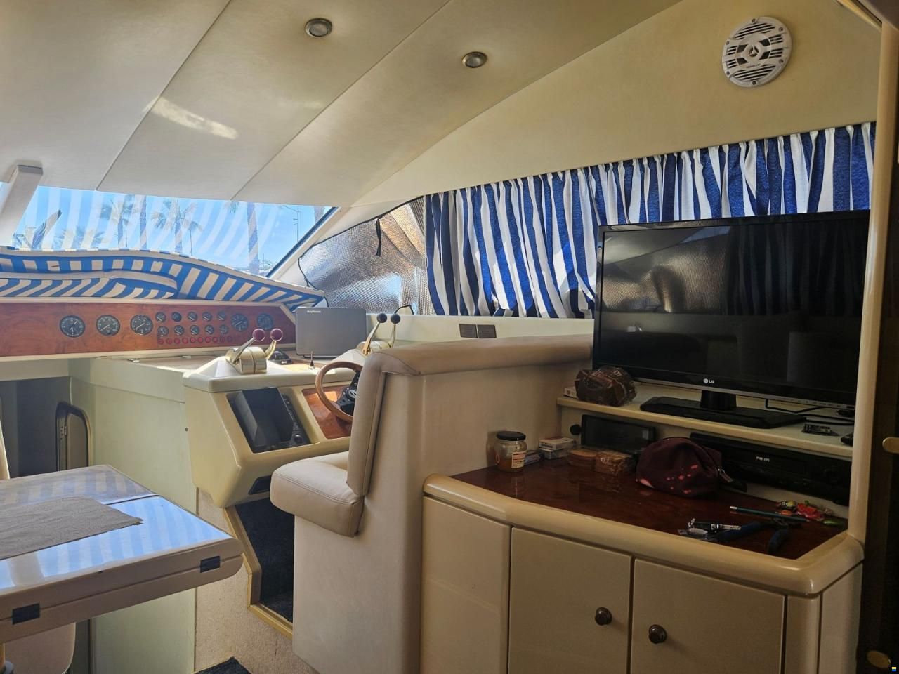 Sunseeker Caribbean 52