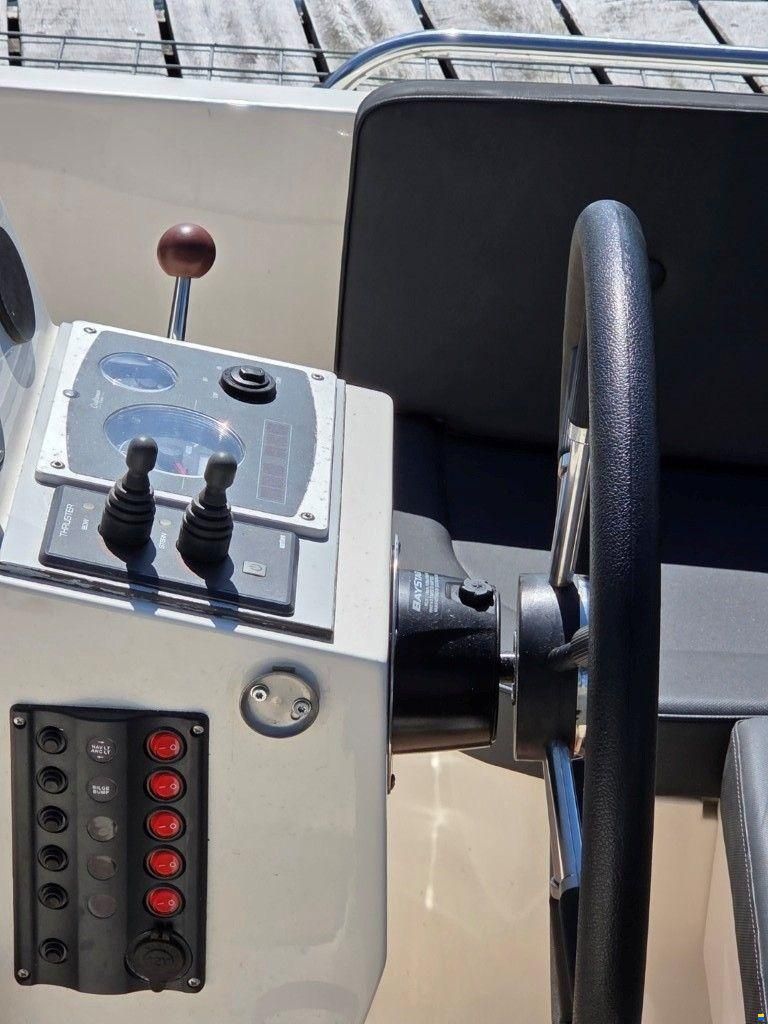 Primeur 700 Tender