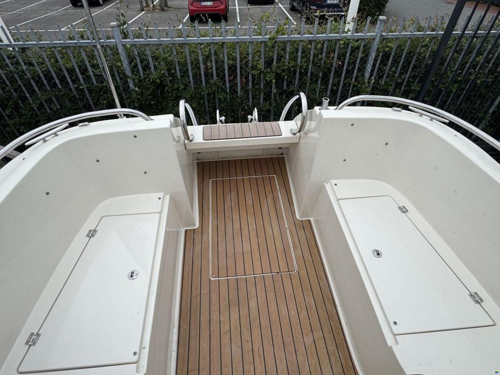 Primeur 700 Tender
