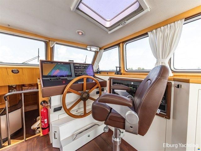 VDL Pilot 50 Vast Stuurhuis - France Pro