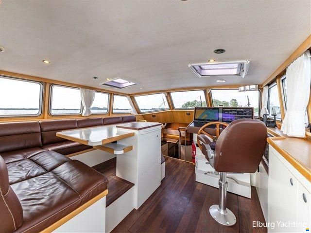 VDL Pilot 50 Vast Stuurhuis - France Pro