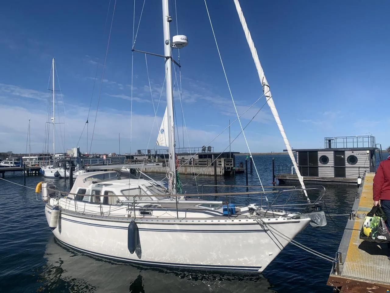 Nauticat 32