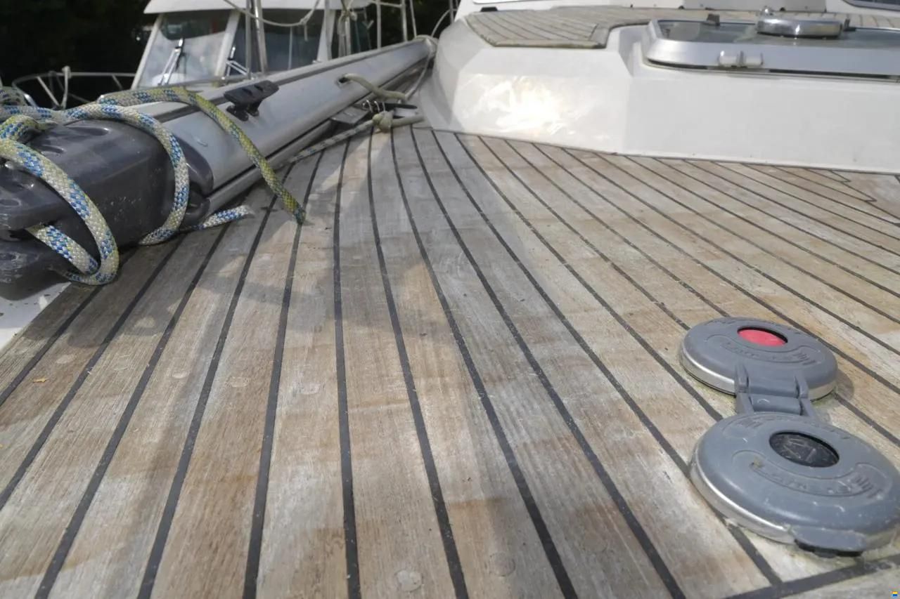 Nauticat 32