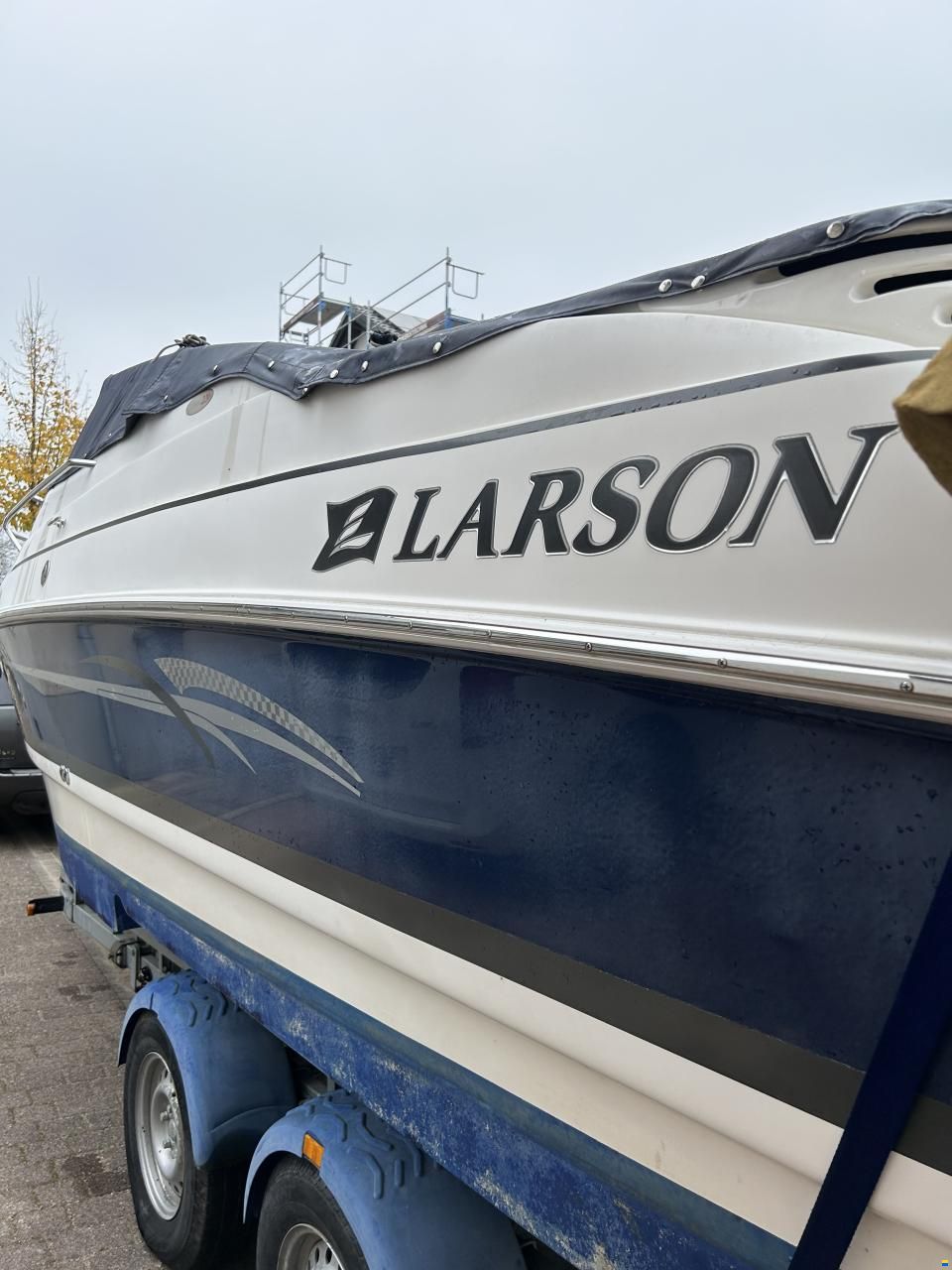 Larson Cabrio 220