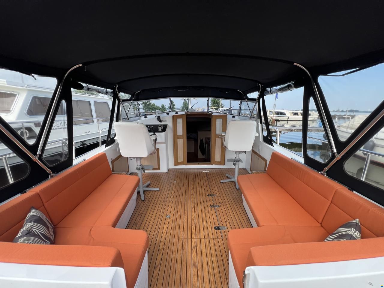 Langenberg Cabin Cruiser 33