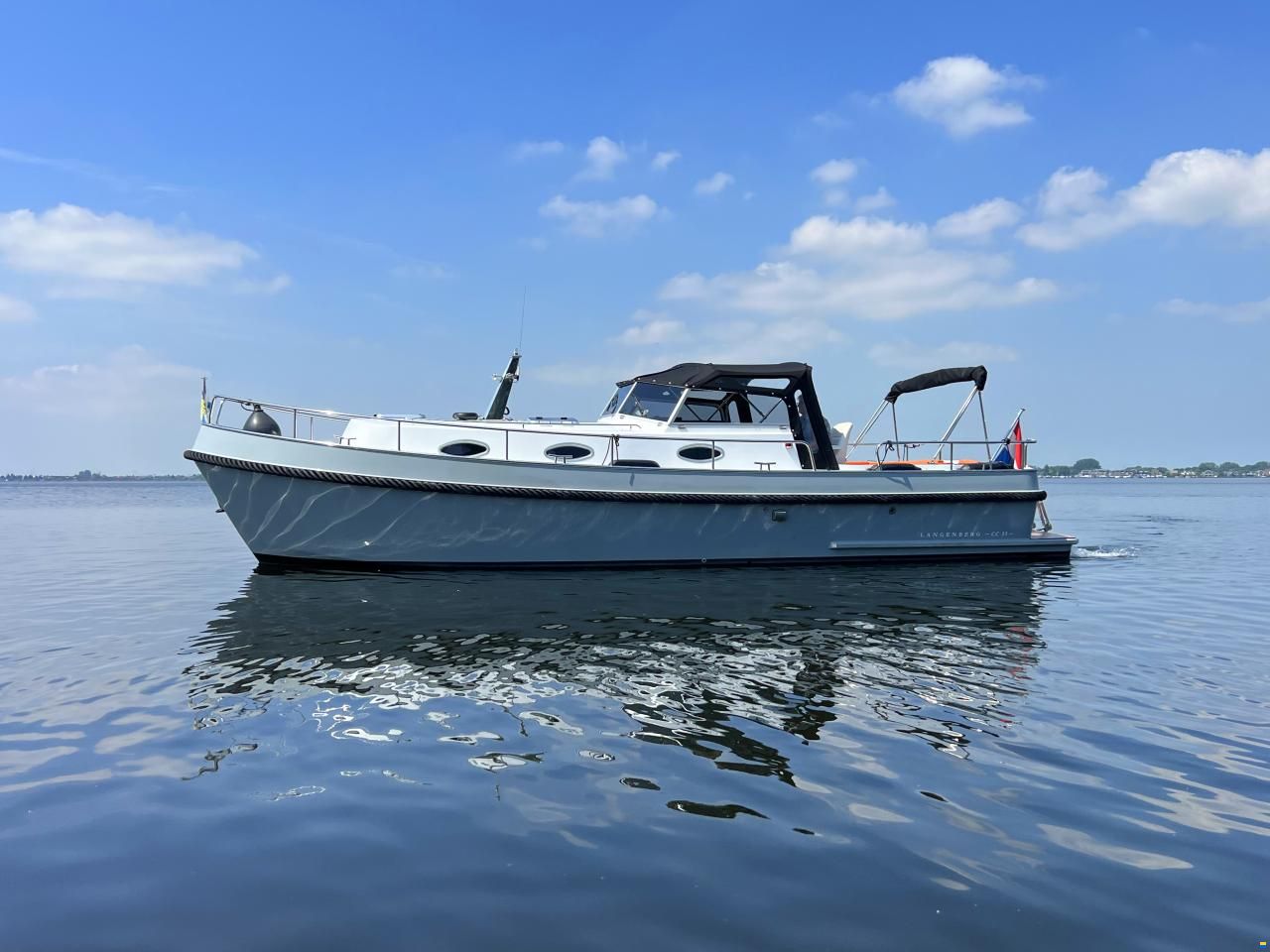 Langenberg Cabin Cruiser 33