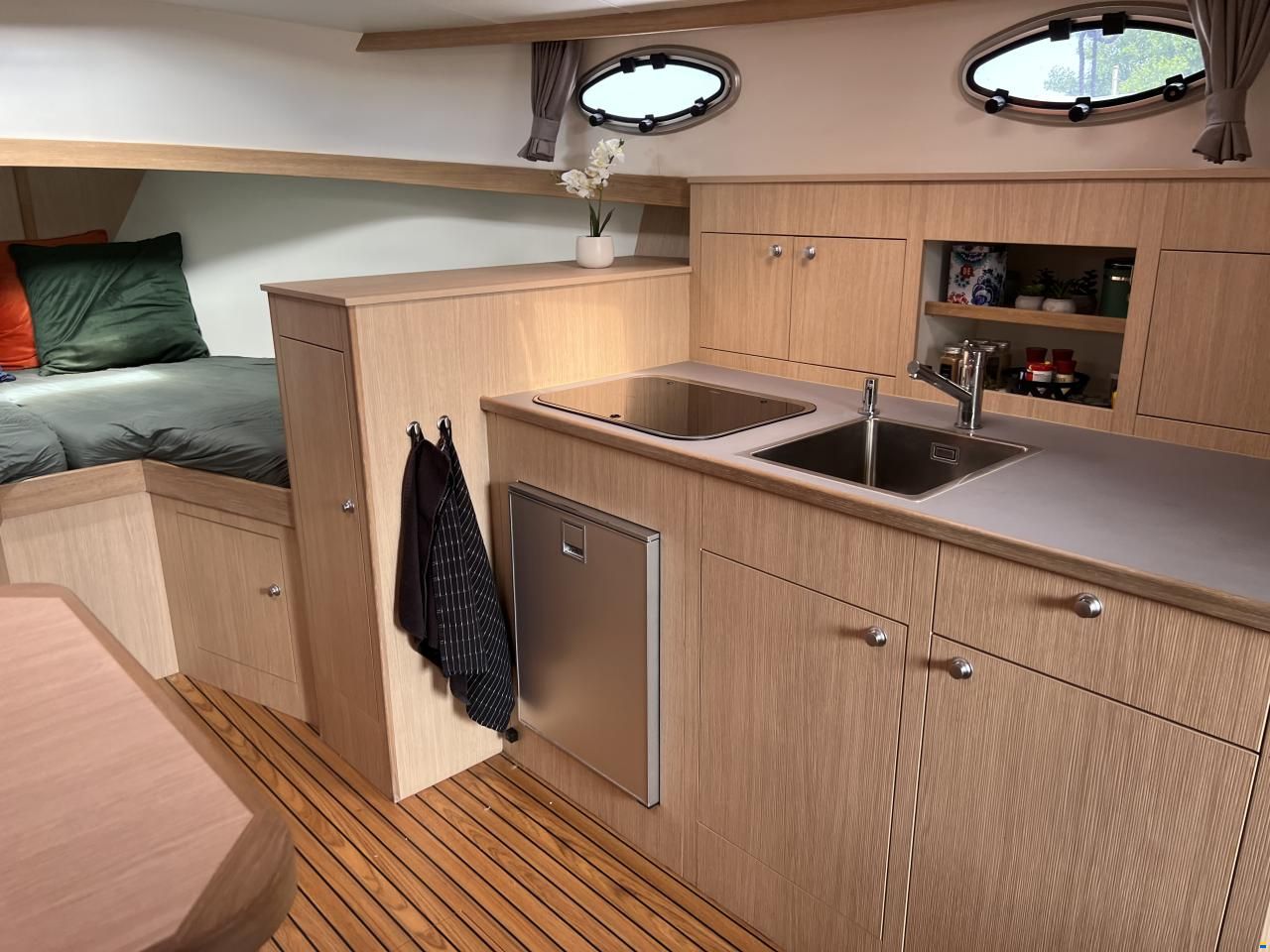 Langenberg Cabin Cruiser 33