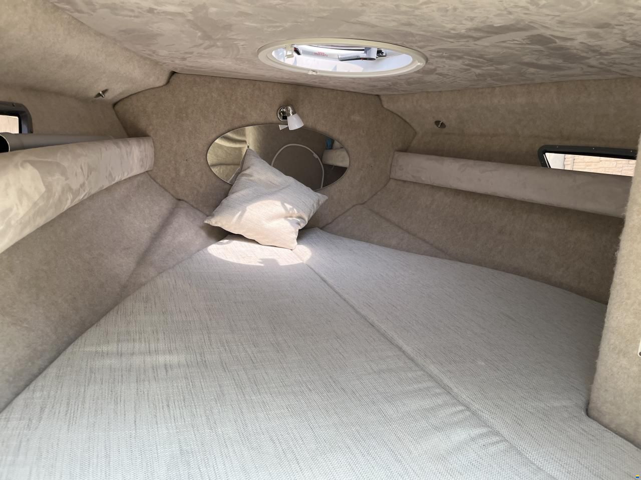 Hellwig Milos V630 cabin