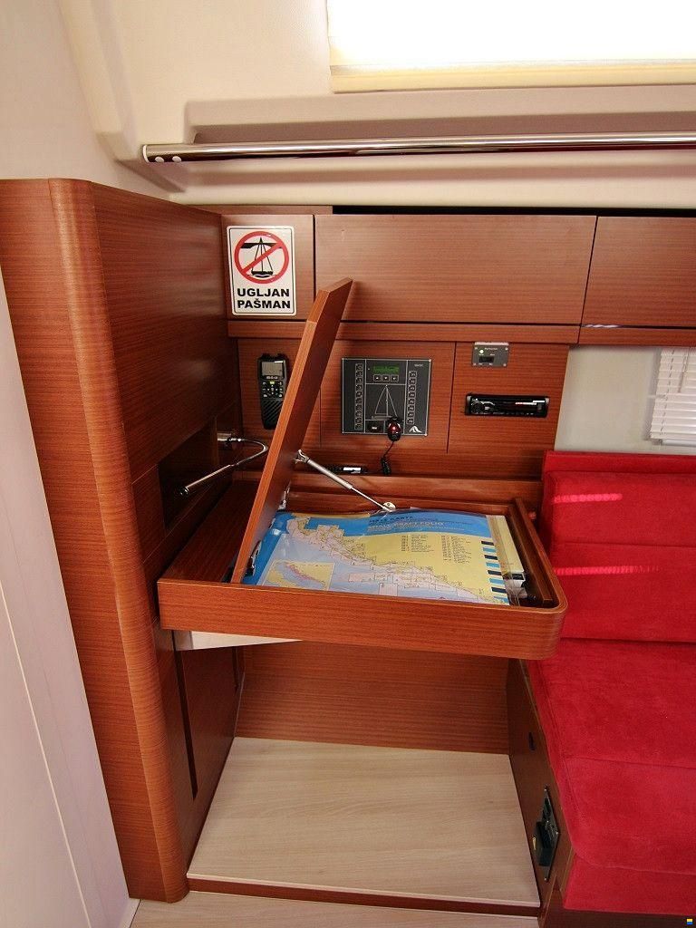 Hanse 418