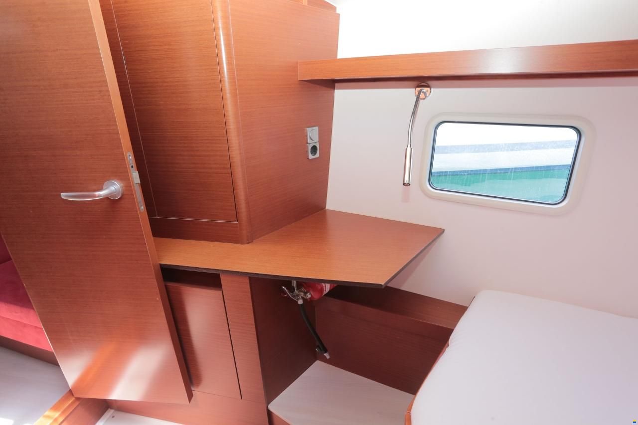Hanse 418