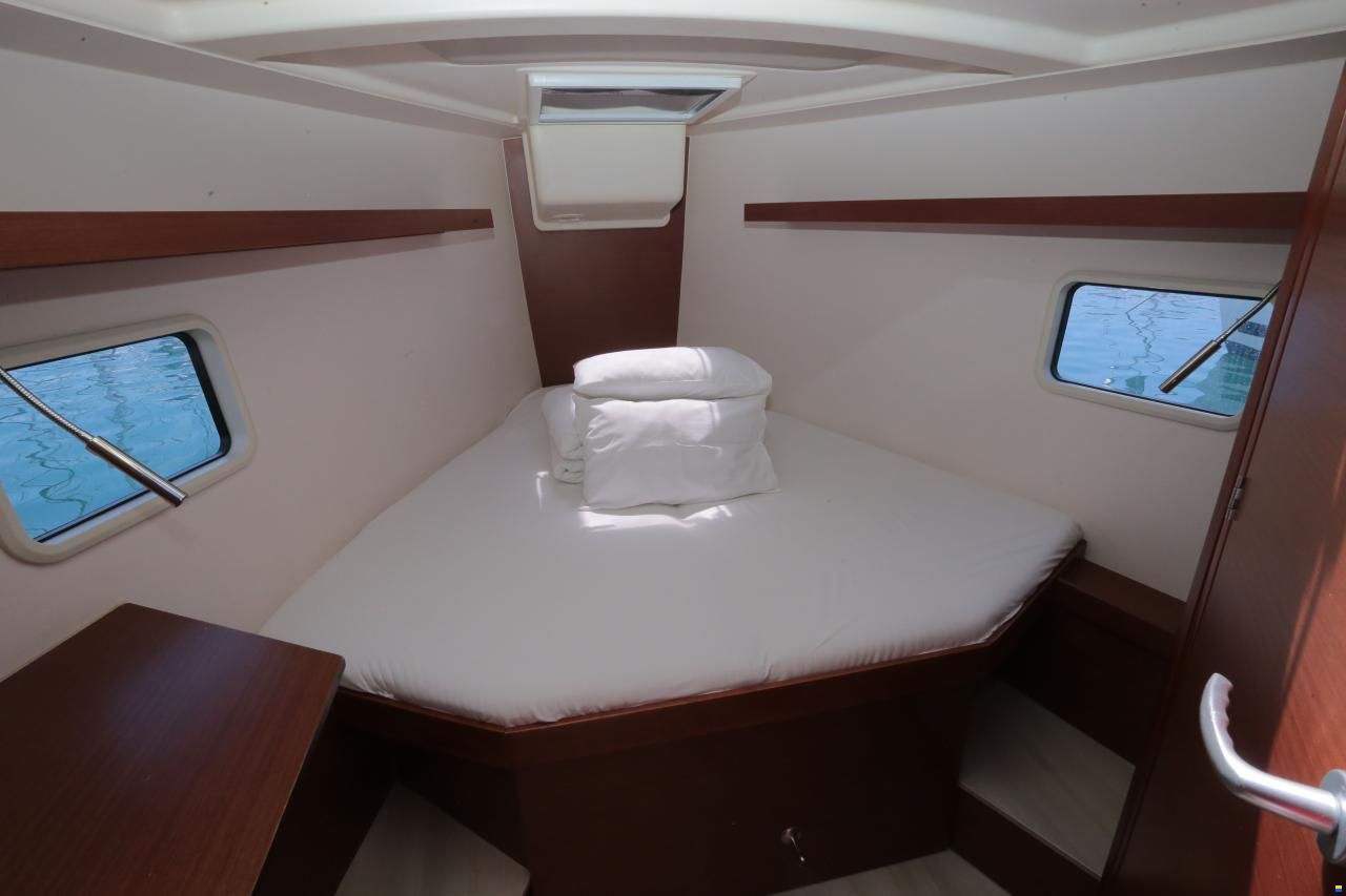 Hanse 418