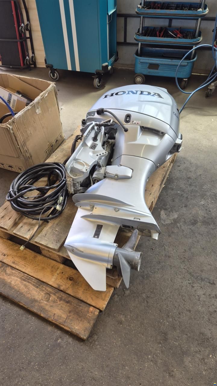 Honda BF40DK4