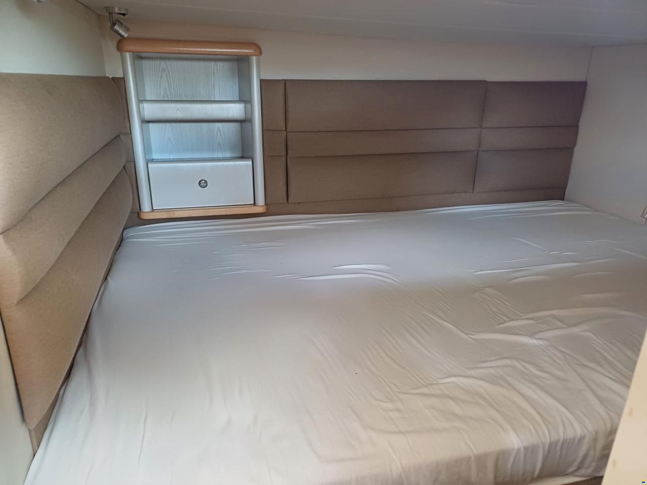 Sealine S360