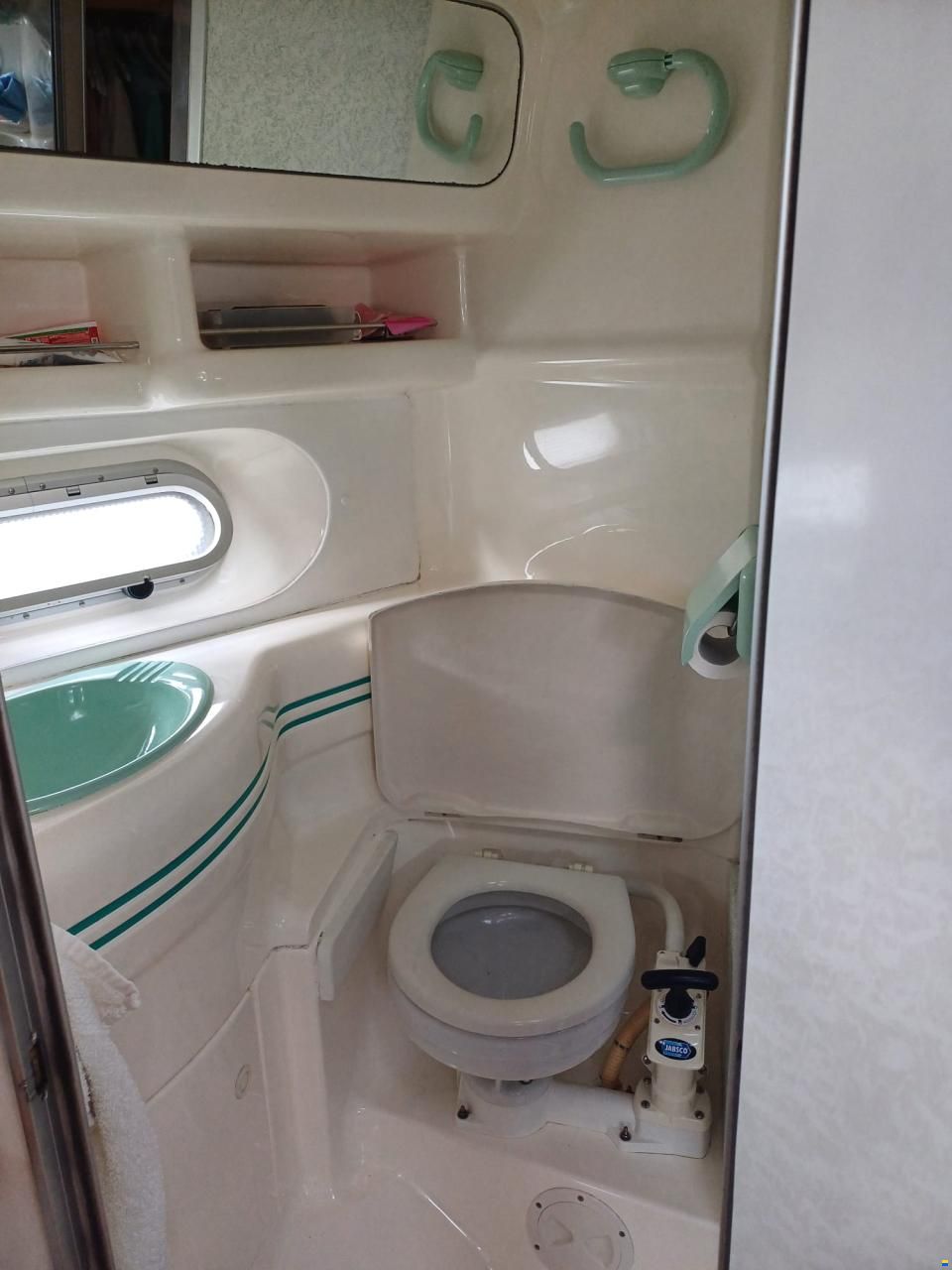 Sealine S360