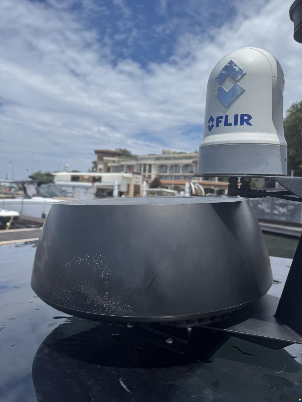 Technohull seaDNA 999