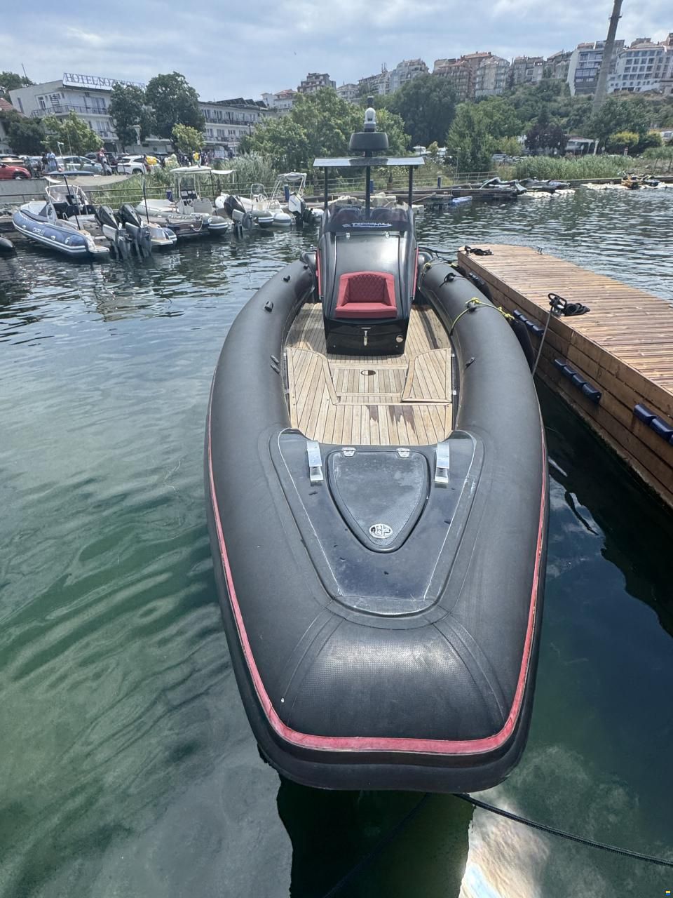 Technohull seaDNA 999