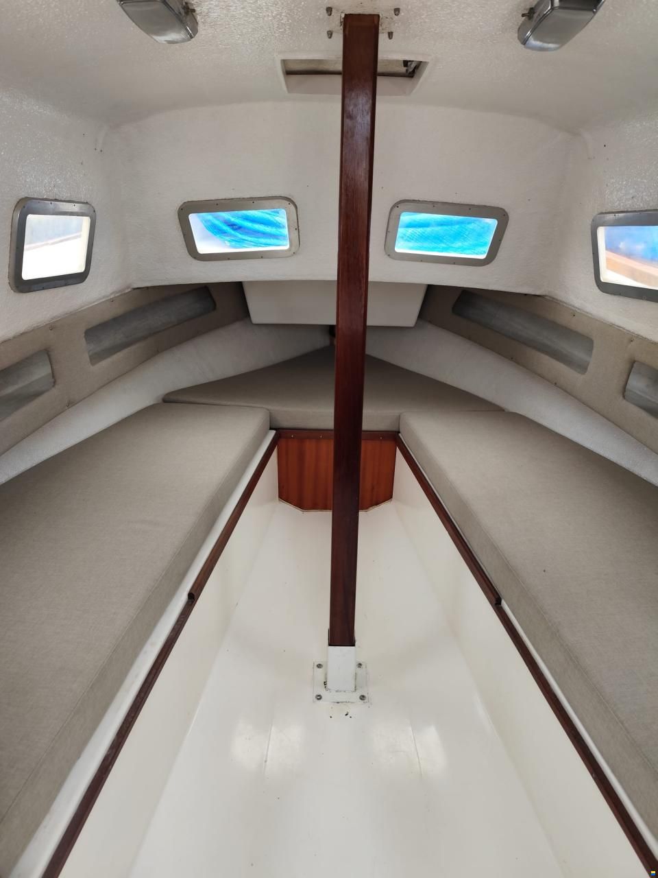 Copino 36