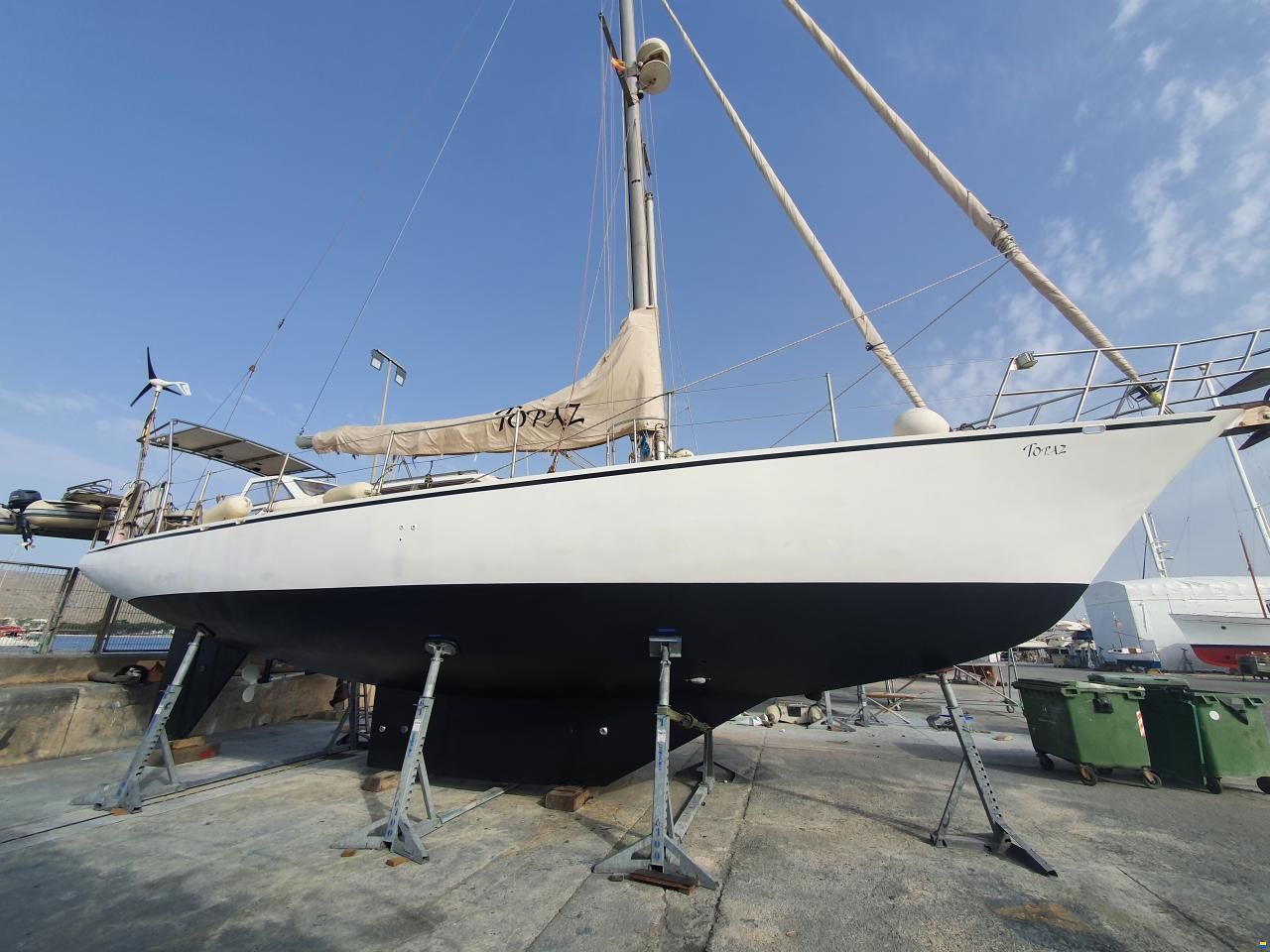 Brown Bluewater 49