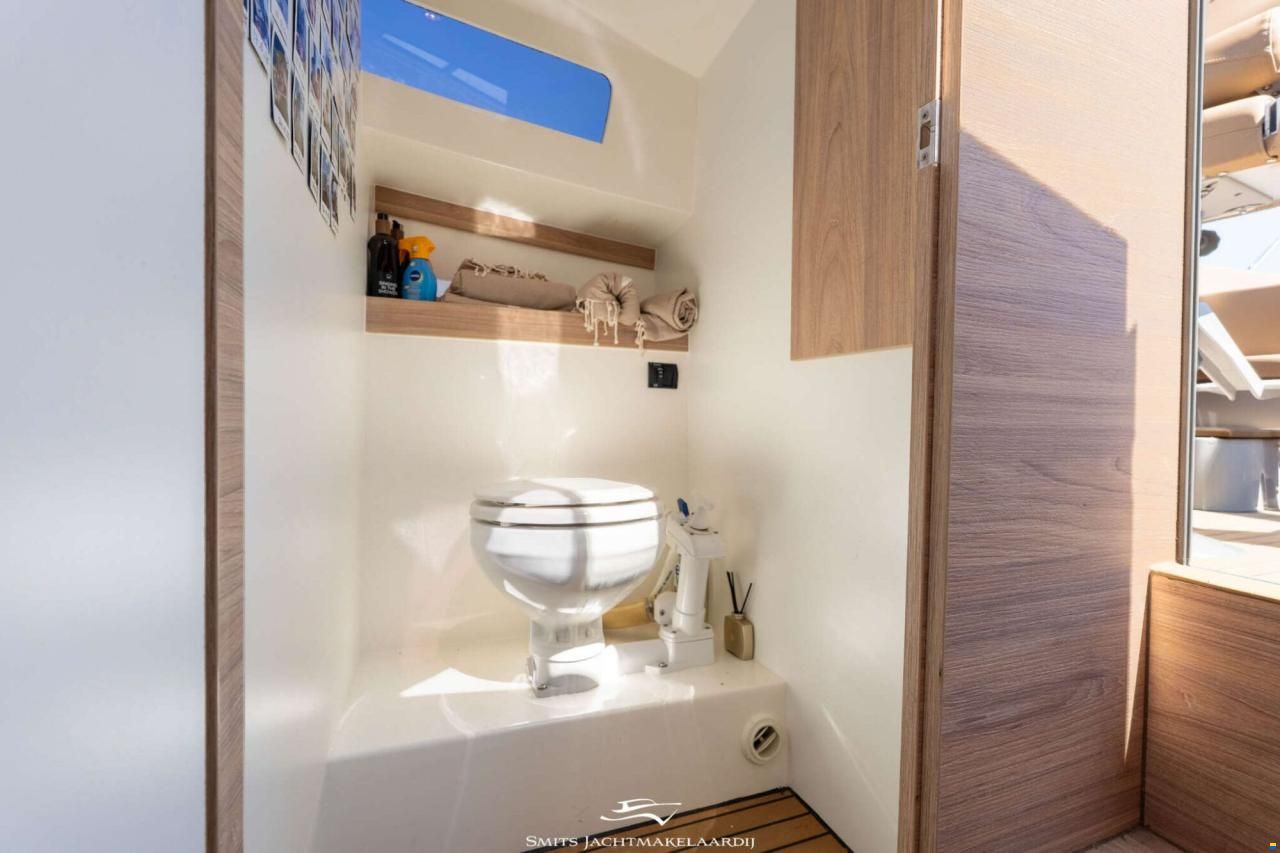 Antaris Seventy7 Cabin