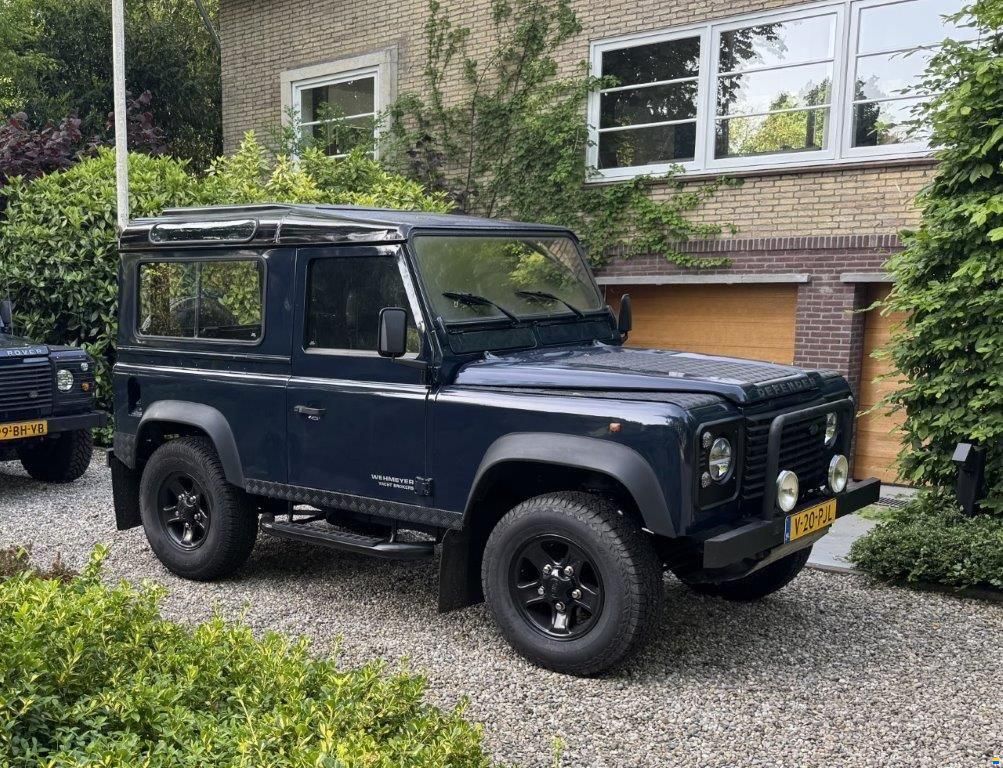 Land Rover Defender 90 2.0 benzine