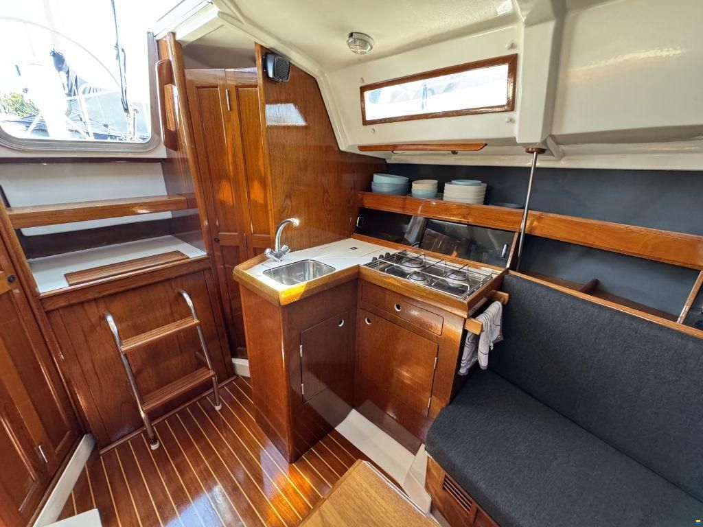Hunter 28.5