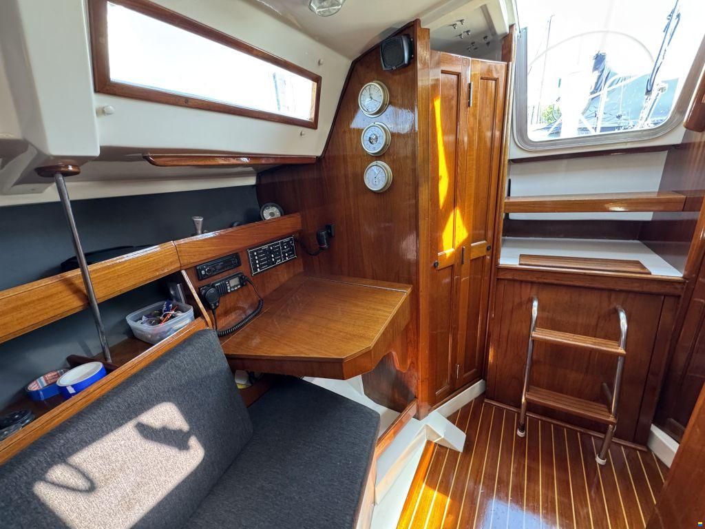 Hunter 28.5