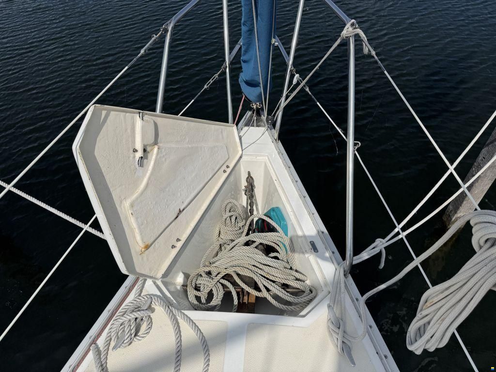 Hunter 28.5