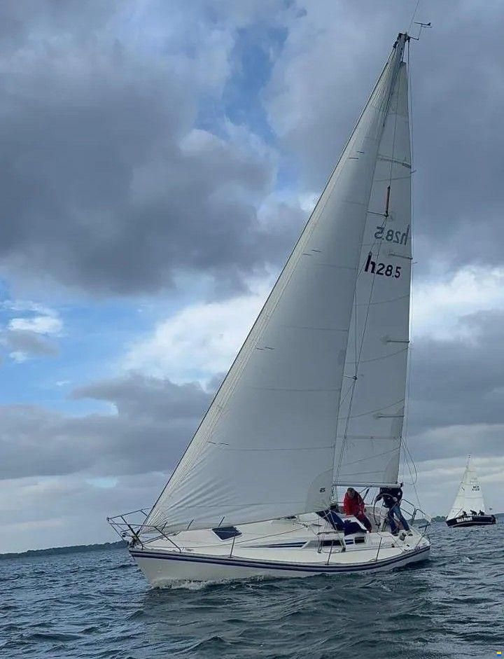 Hunter 28.5