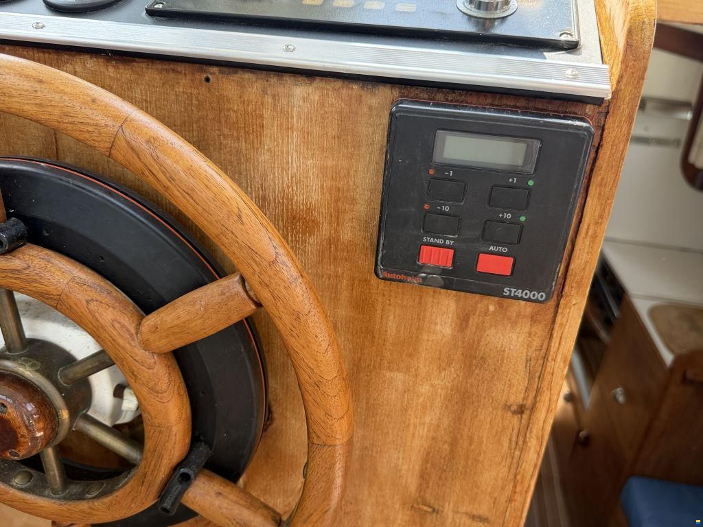 Fisher 30 MS
