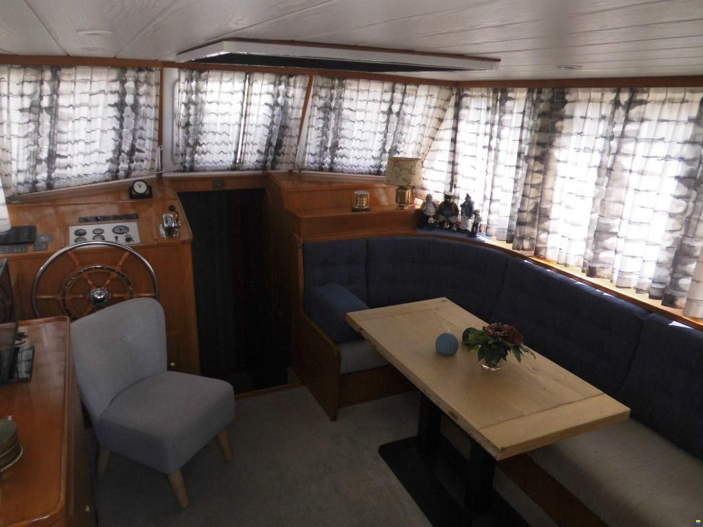 Monty Bank 41