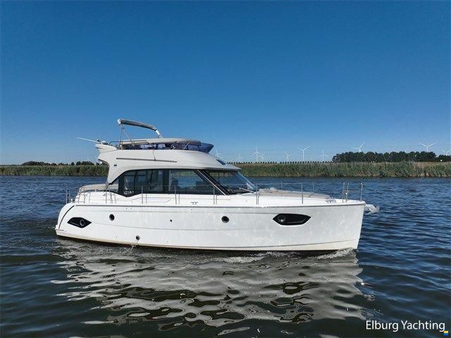 Bavaria E40 Flybridge