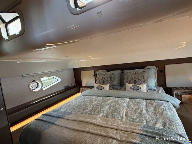 Bavaria E40 - Flybridge