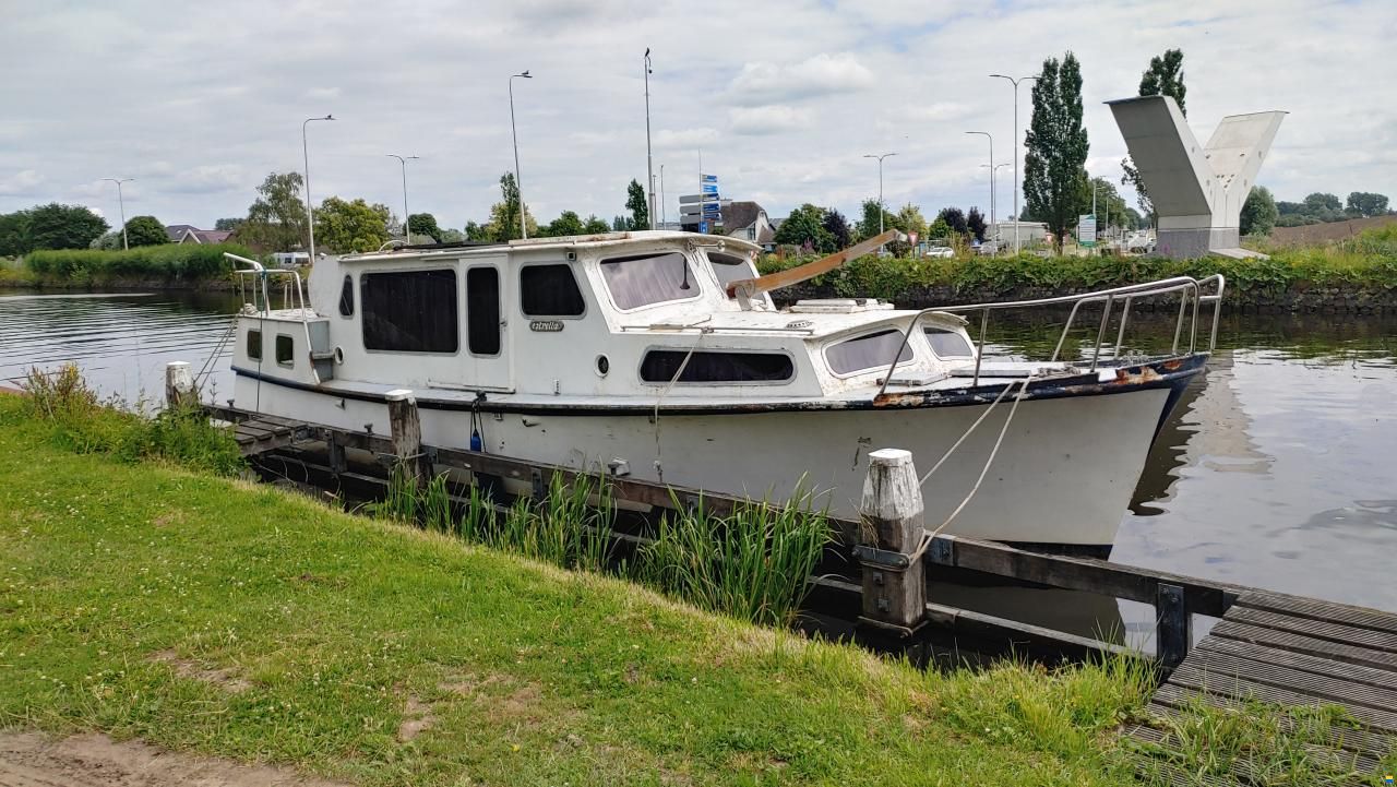 Stalen kajuit kruiser