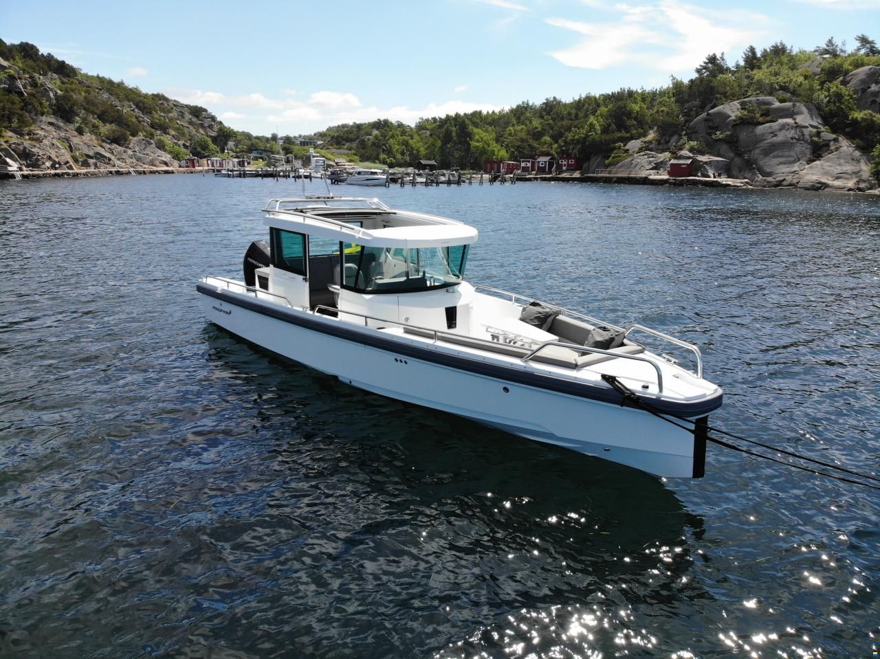 Axopar 28 AC Aft Cabin