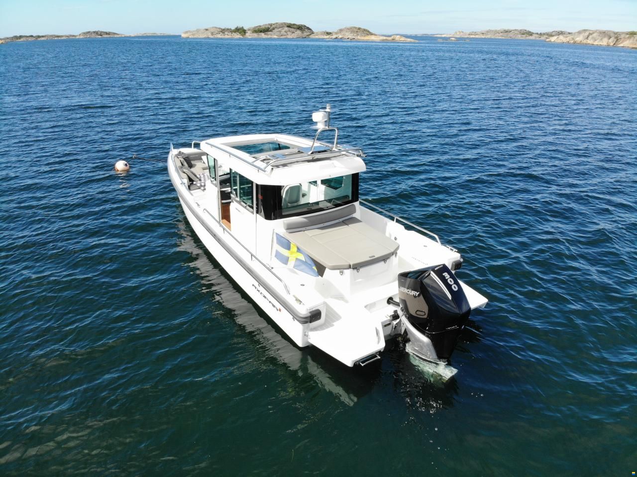 Axopar 28 AC Aft Cabin