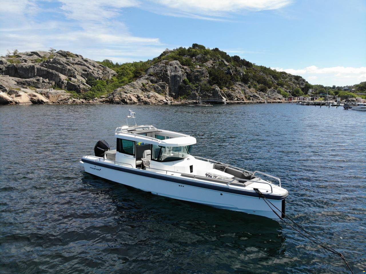 Axopar 28 AC Aft Cabin