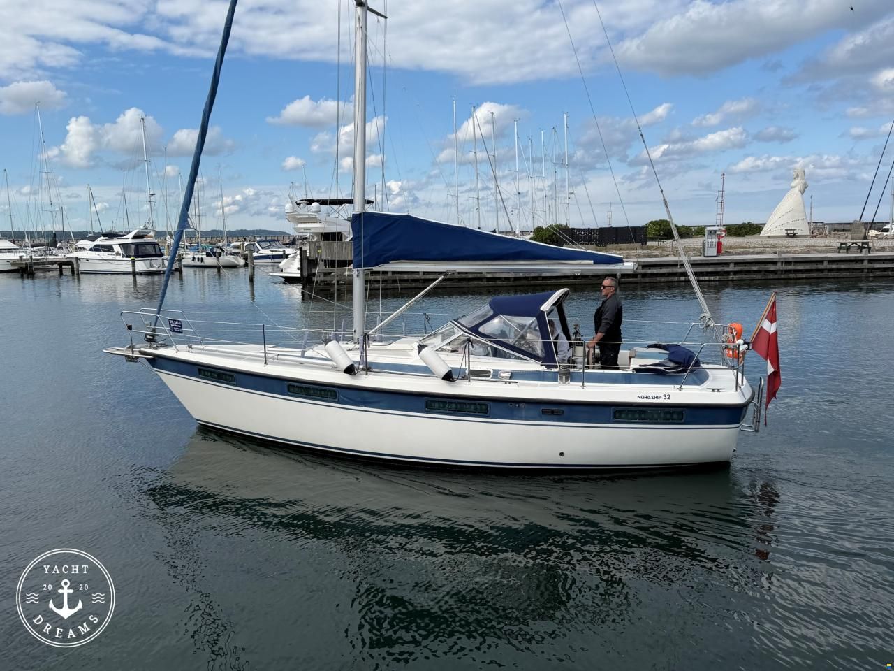 Nordship 32"