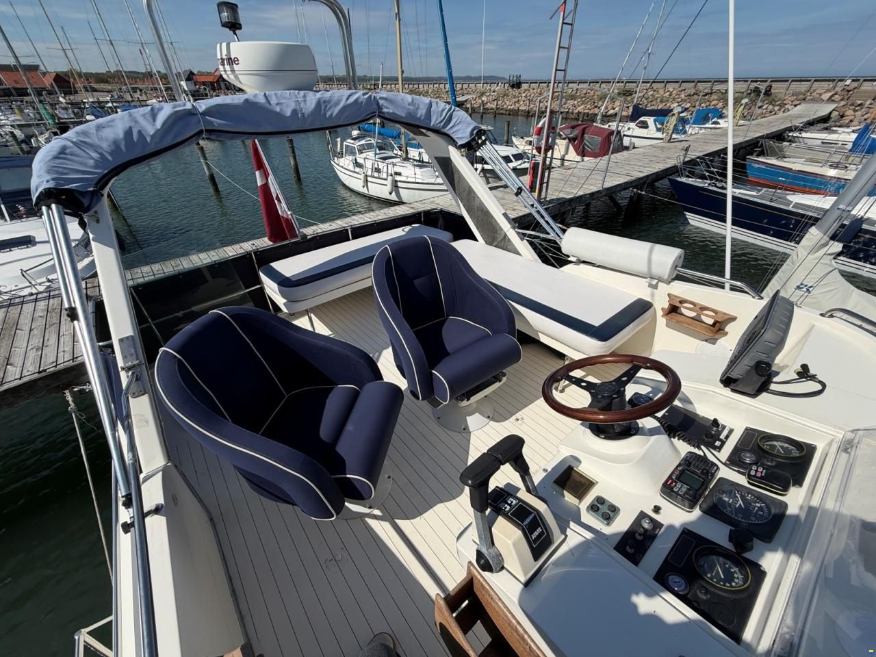 Princess 35