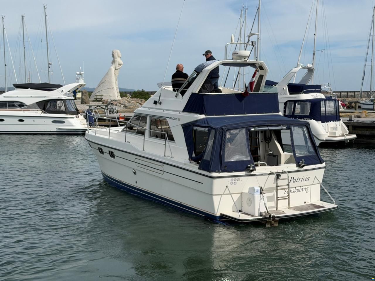 Princess 35