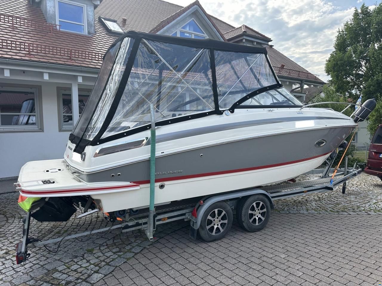 Bayliner 742R Cuddy