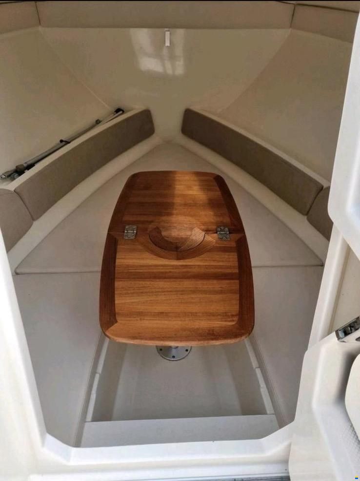 Bayliner 742R Cuddy