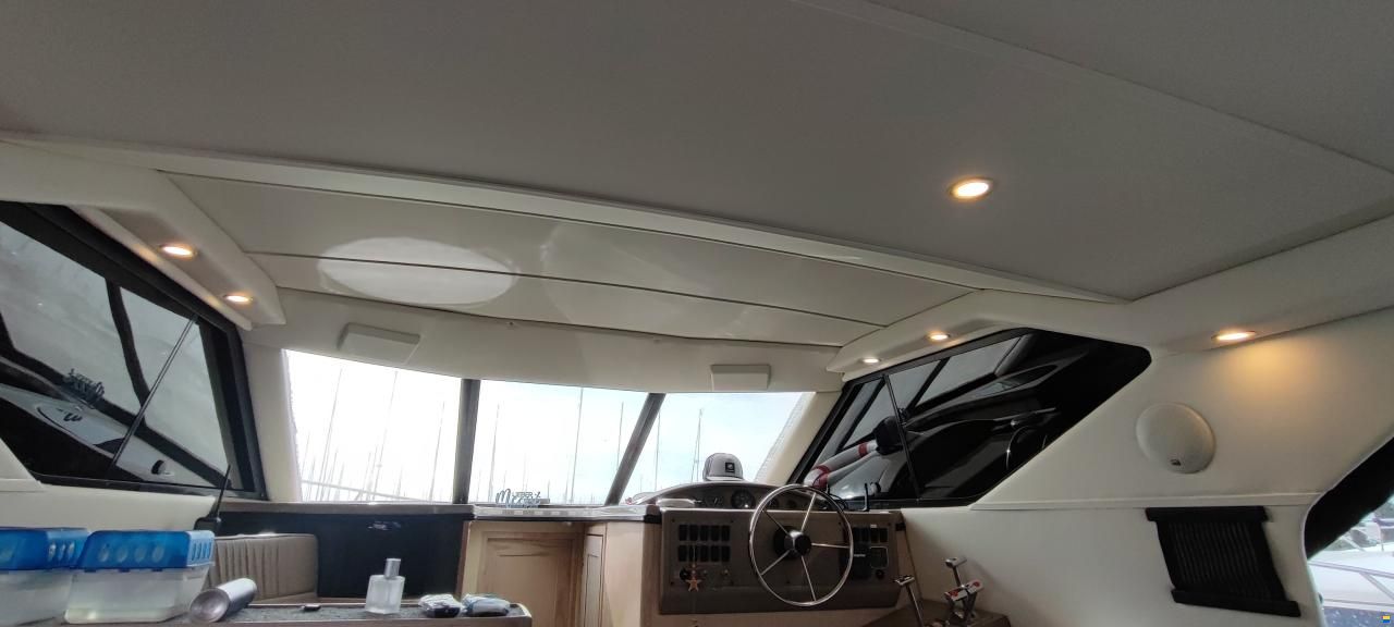 Bayliner 3258 Avanti Fly