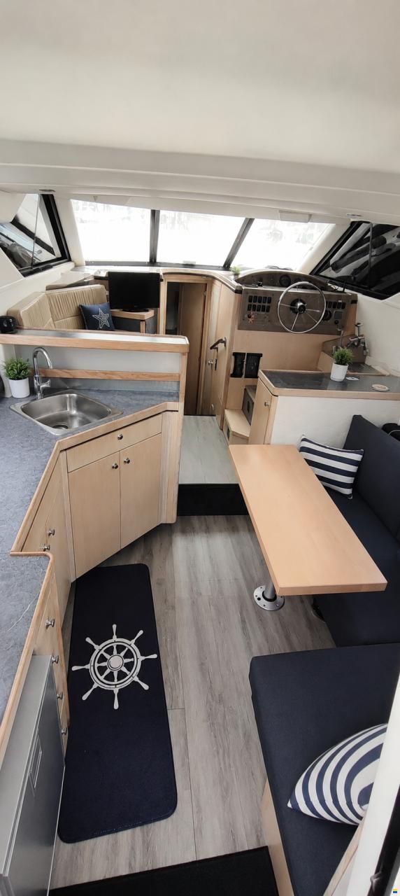 Bayliner 3258 Avanti Fly