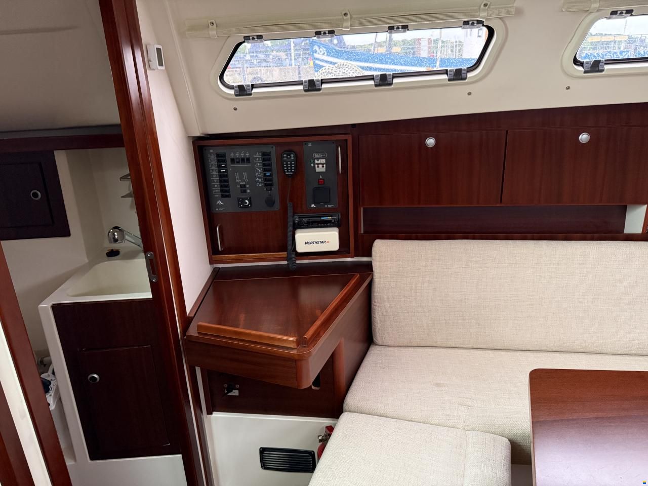 Hanse 320
