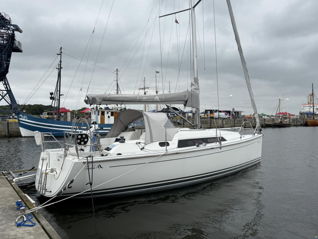 Hanse 320